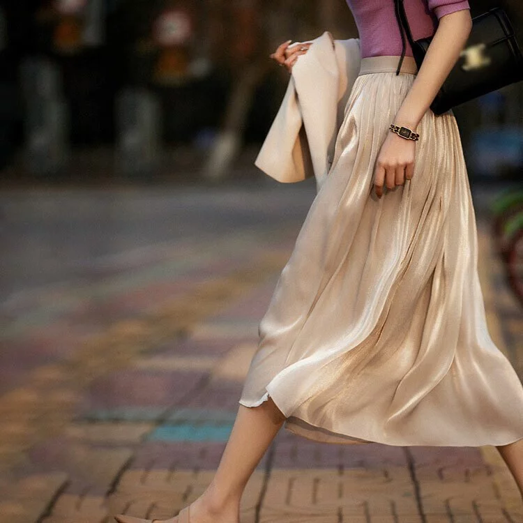 時尚飄逸美人絲線牛奶珠光裙
