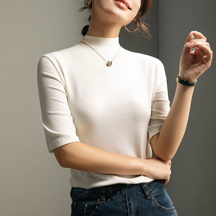 早秋新款五分袖中領針織上衣