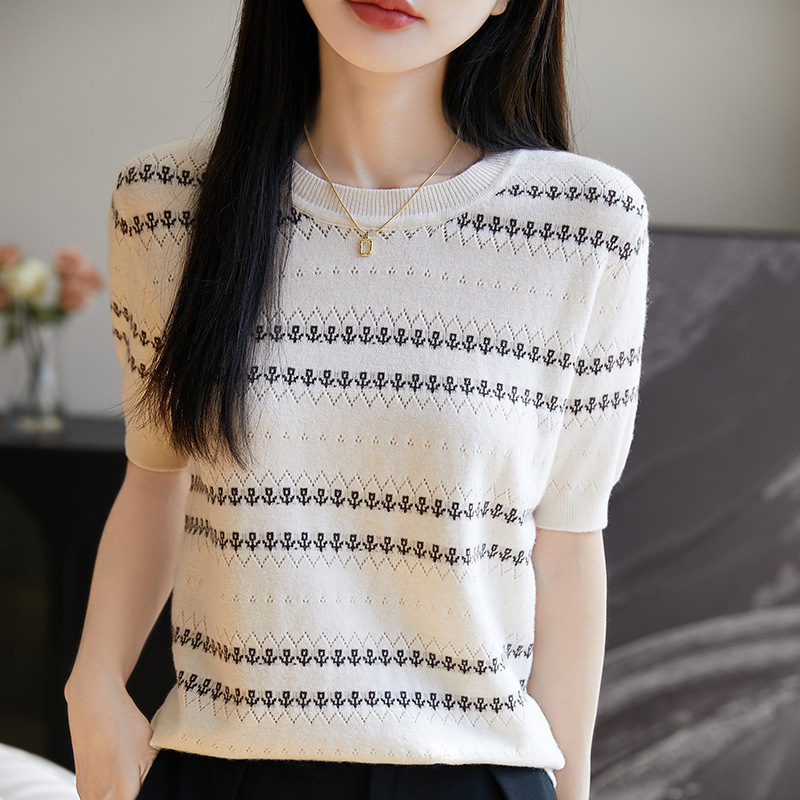韓版鏤空圓領條提花紋針織短袖