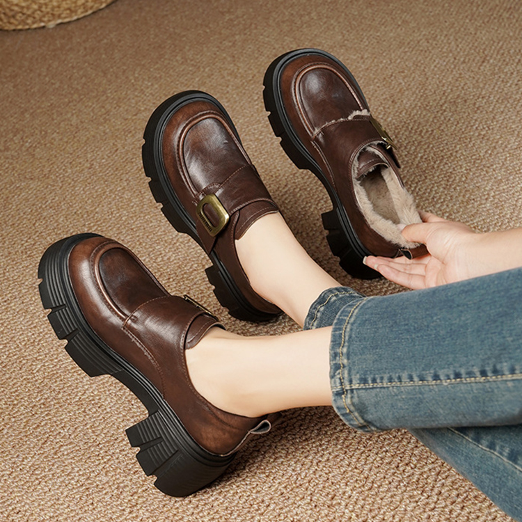 秋冬新款復古英倫風百搭粗跟小皮鞋