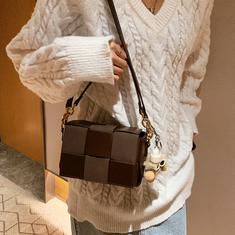 復古百搭斜背小方包