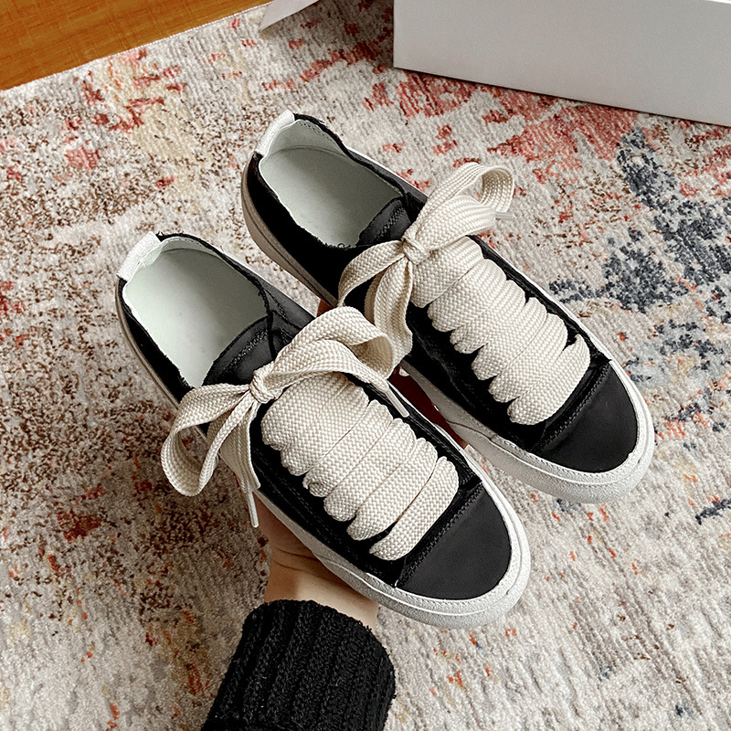 西班牙小眾薄款綢緞小白鞋帆布平底鞋