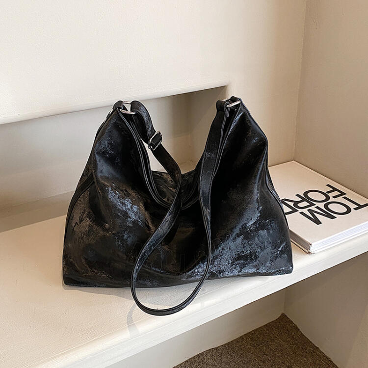 大容量休閒壓花氣質女包