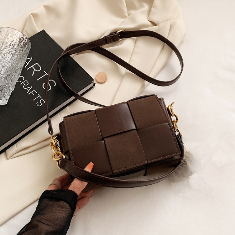 復古百搭斜背小方包