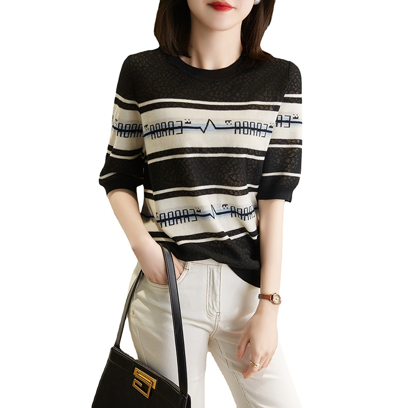 時尚寬鬆休閒百搭鉤花鏤空短袖T卹