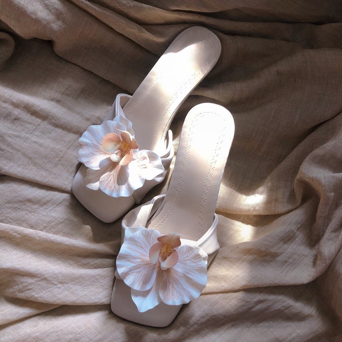 氣質溫柔仙女風蝴蝶細跟涼鞋