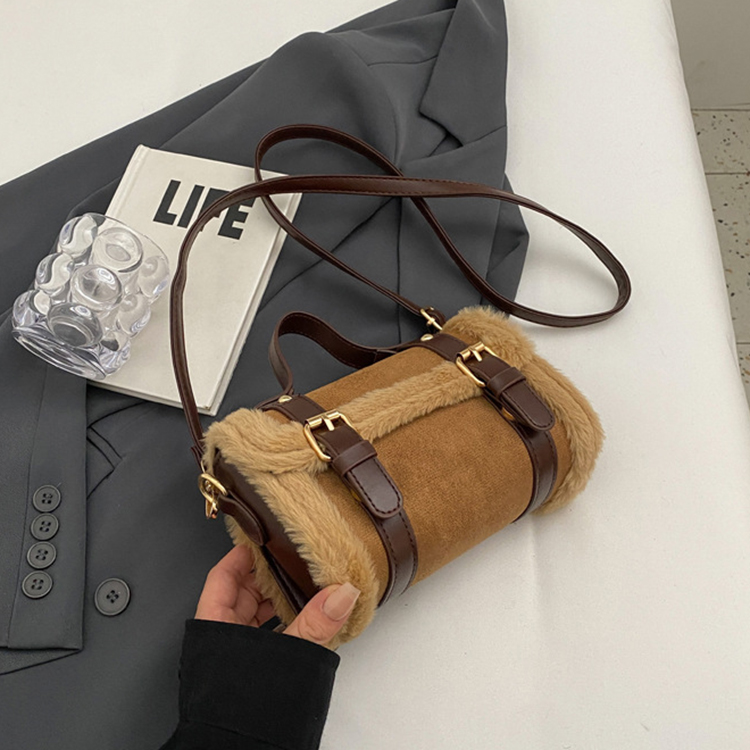 新款洋氣毛絨高級感小方包