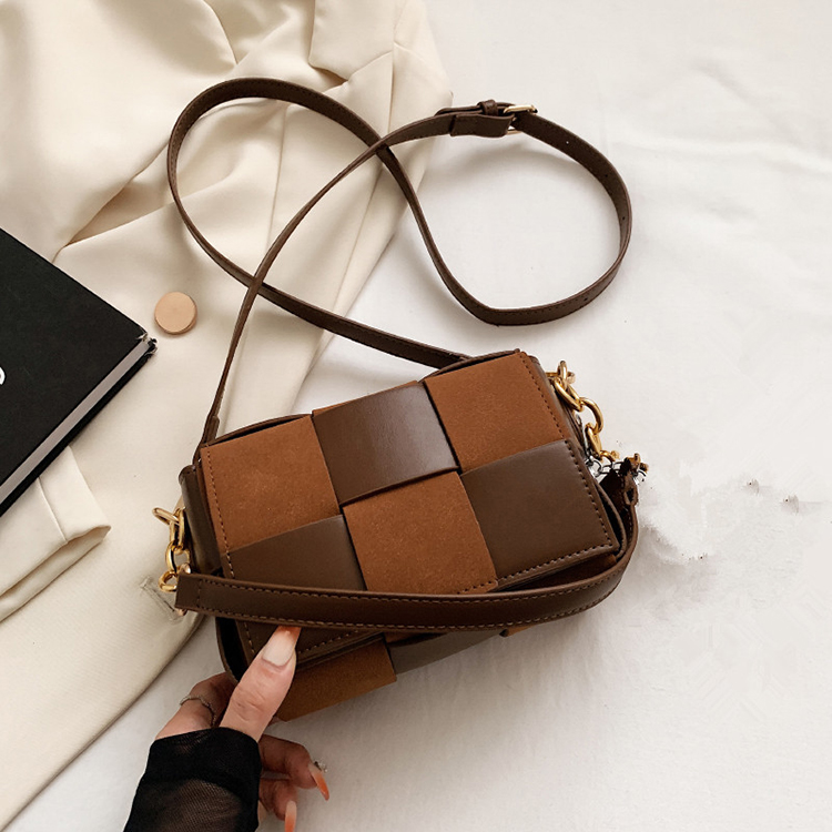 復古百搭斜背小方包