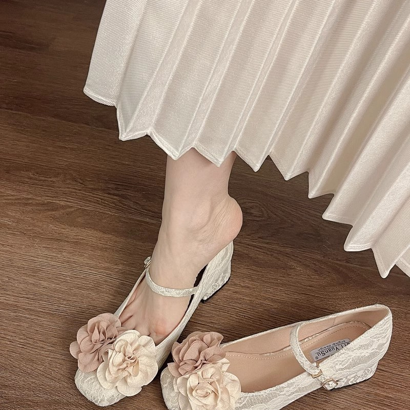 溫柔復古粗跟設計感仙女新中式單鞋