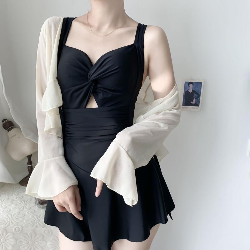 保守遮肚显瘦連體泳衣+防曬開衫兩件套