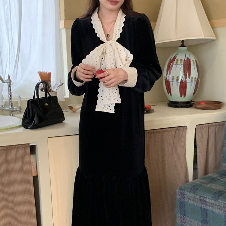 秋季復古鉤花絲絨顯瘦連身裙