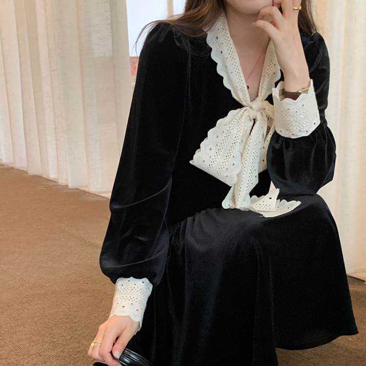 秋季復古鉤花絲絨顯瘦連身裙