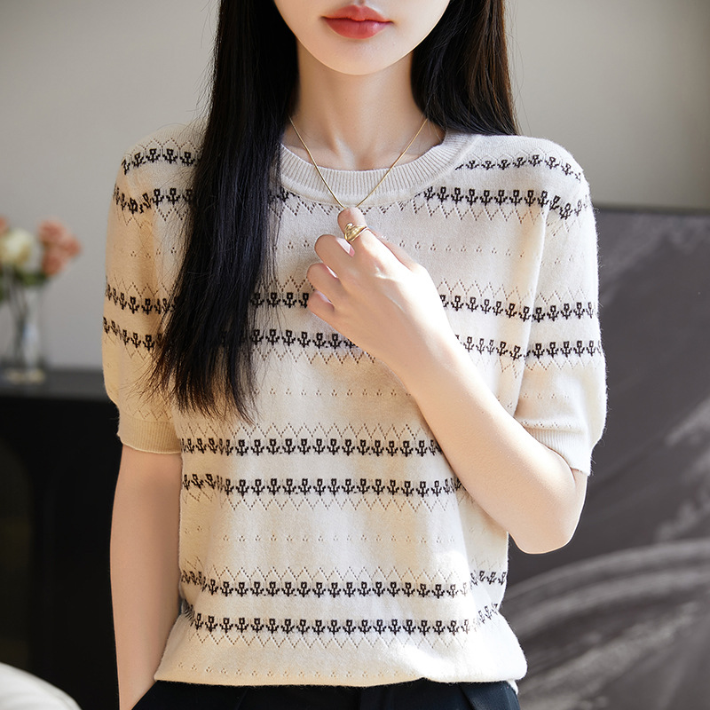 韓版鏤空圓領條提花紋針織短袖