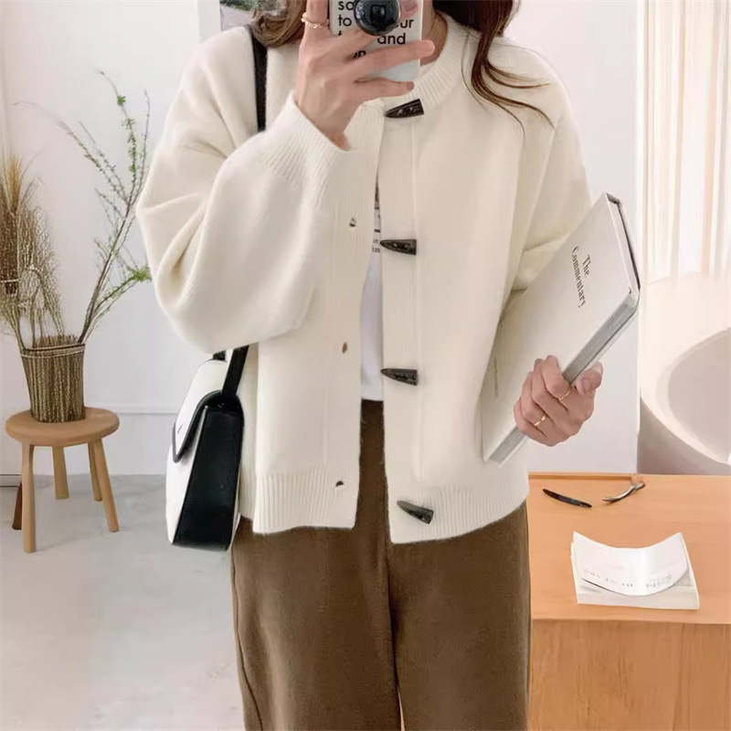復古日系休閑高級感牛角扣毛衣開襟衫