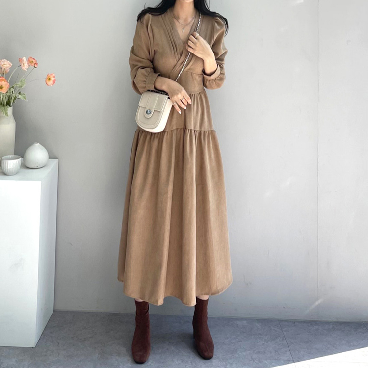 秋冬新款法式優雅V領氣質長連身裙
