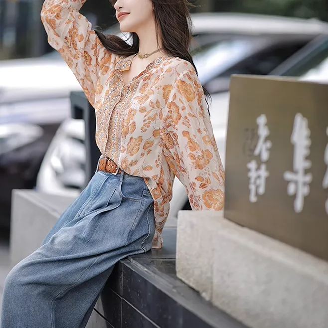 洋氣高級感仿真絲顯瘦碎花上衣