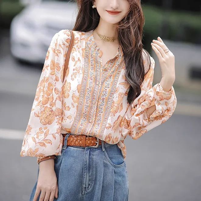 洋氣高級感仿真絲顯瘦碎花上衣