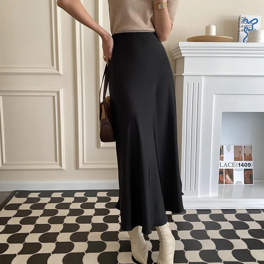 法式緞面設計感小眾通勤半身裙