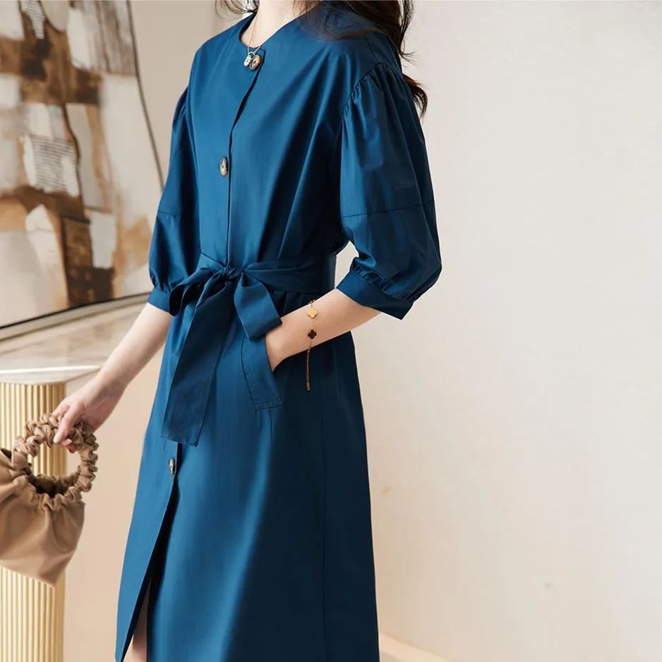 優雅圓領燈籠袖收腰連身裙