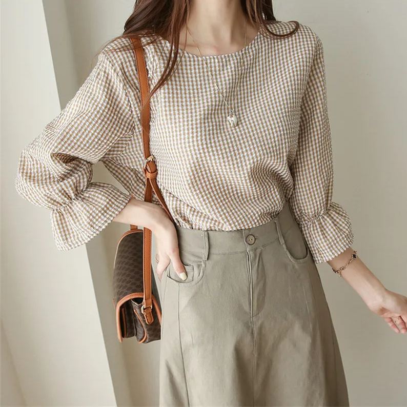 韓版格紋圓領七分袖荷葉袖襯衫