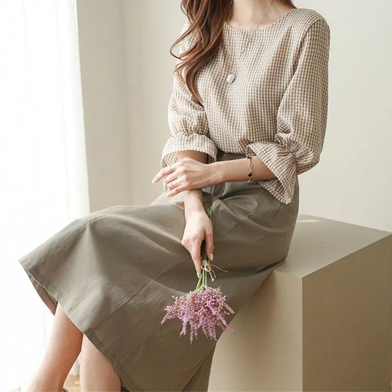 韓版格紋圓領七分袖荷葉袖襯衫