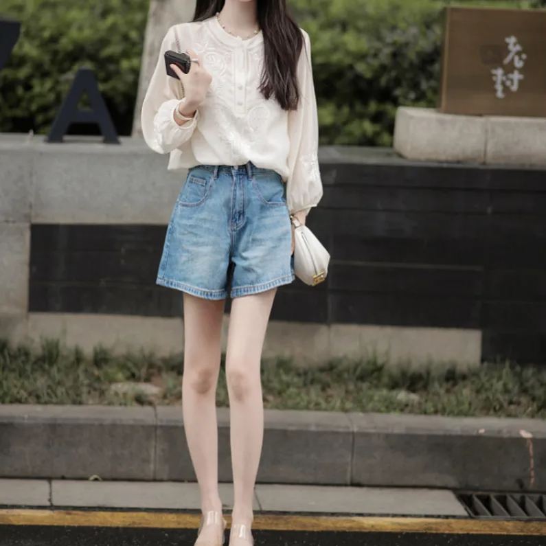 復古繡花套頭燈籠袖襯衫