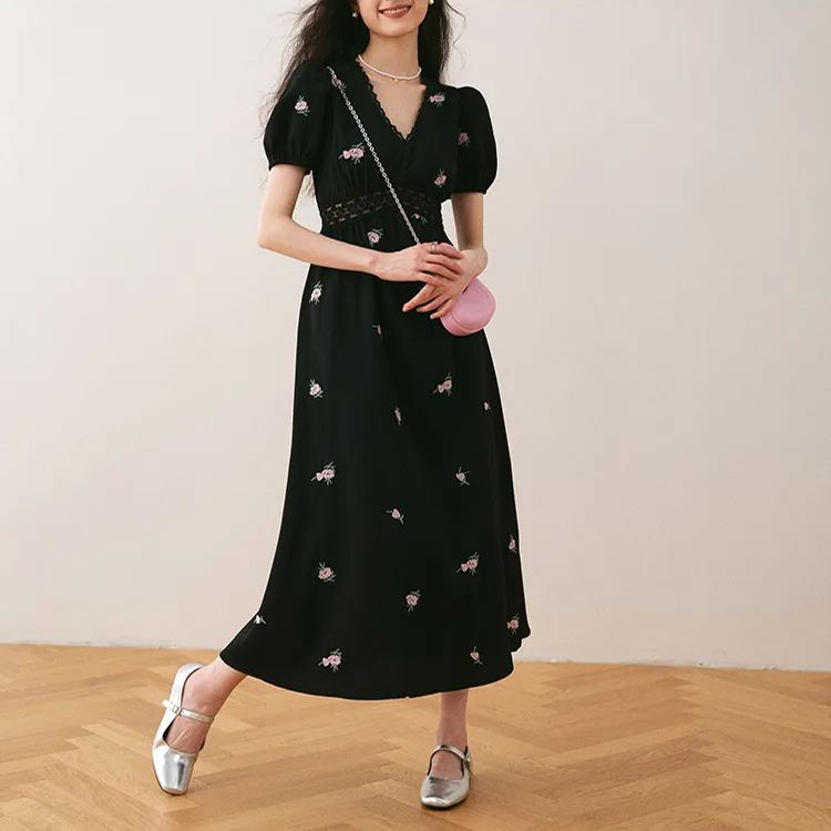 法式泡泡袖雪紡氣質碎花收腰V領連衣裙