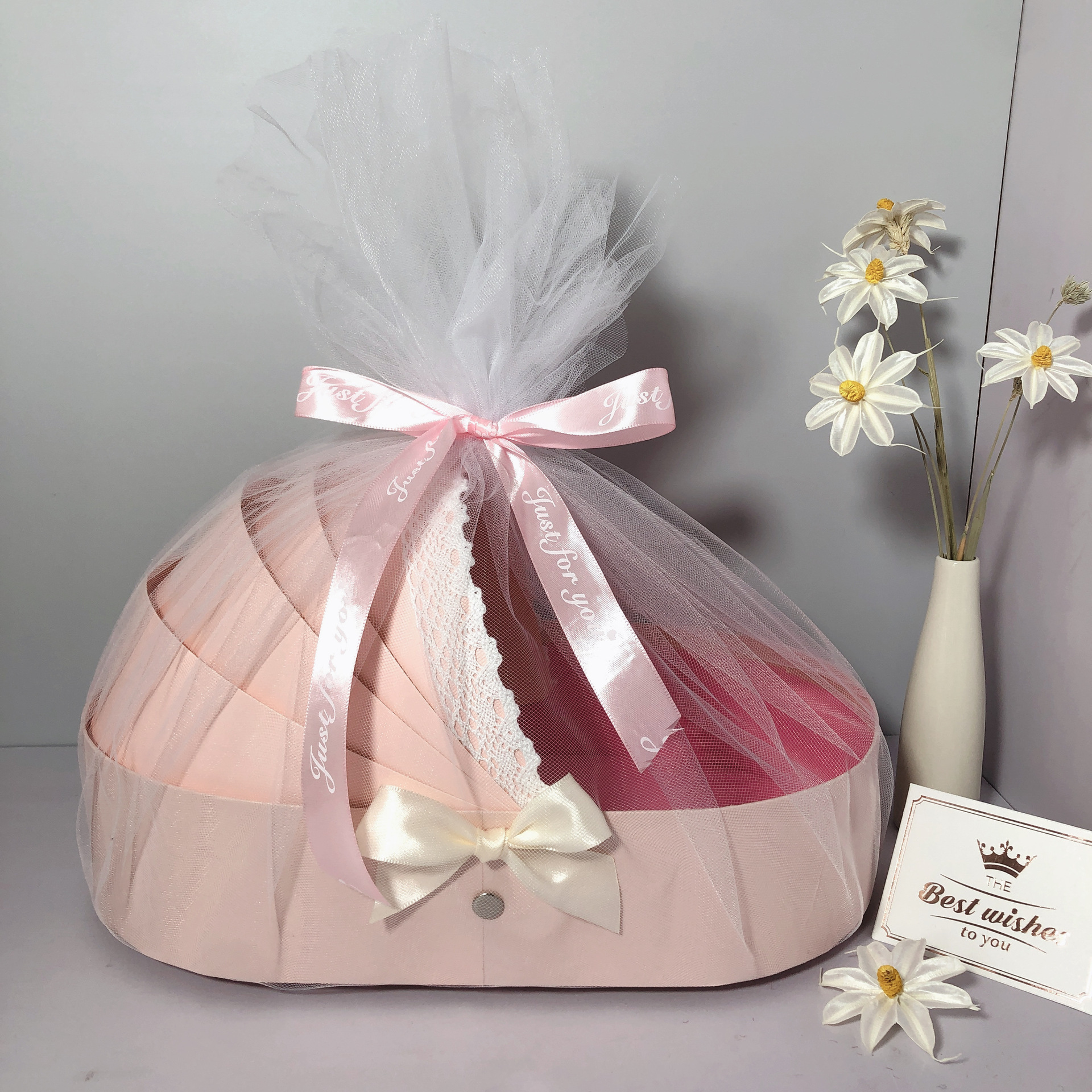 Newborn baby cradle gift box mesh flower hand-held flower box newlywed gift festival gift box