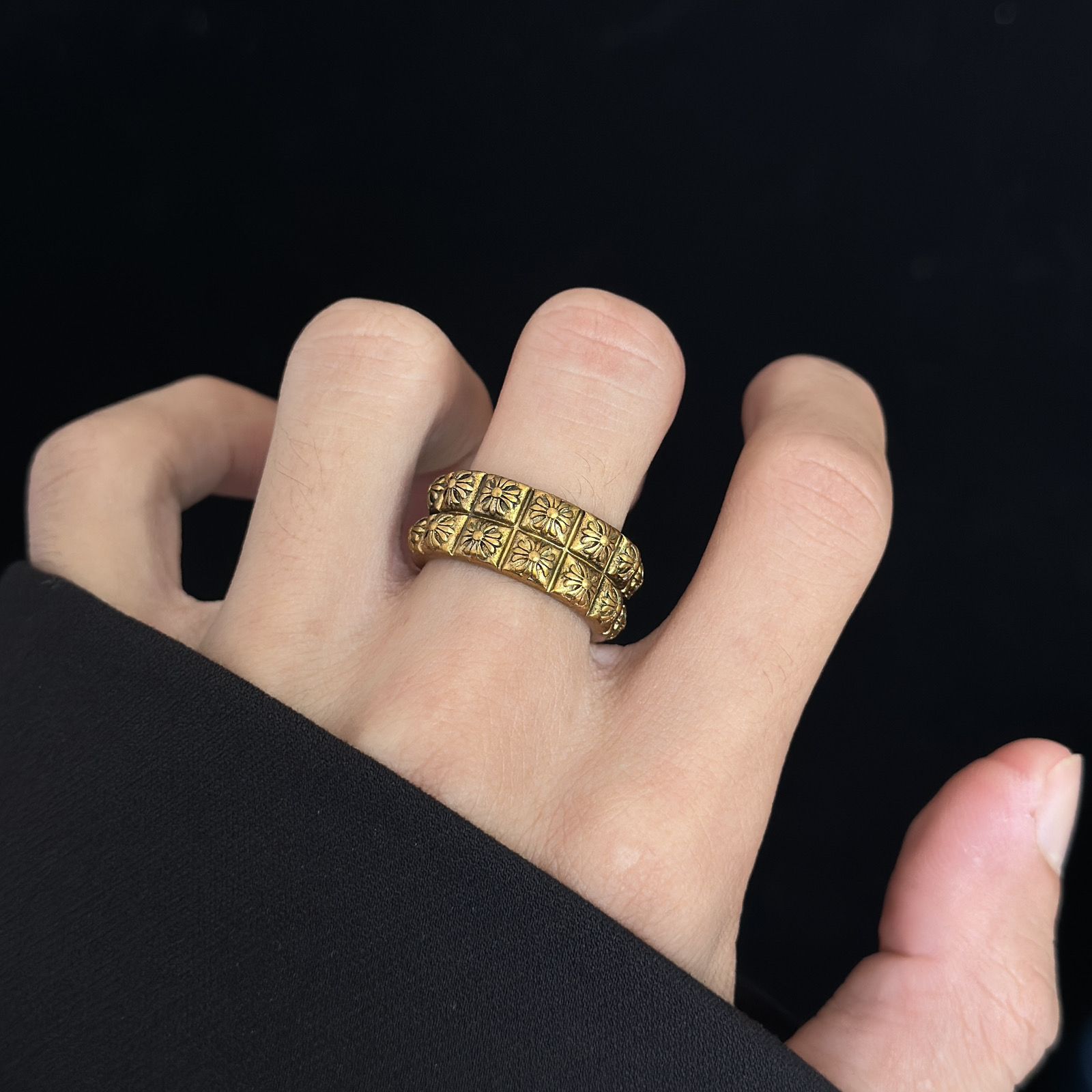 【今日注文なら、もう一つ無料サービス】【Chrome hearts】 クロムハーツ 男女兼用 ヴィンテージカップルリング（オープンデザイン）