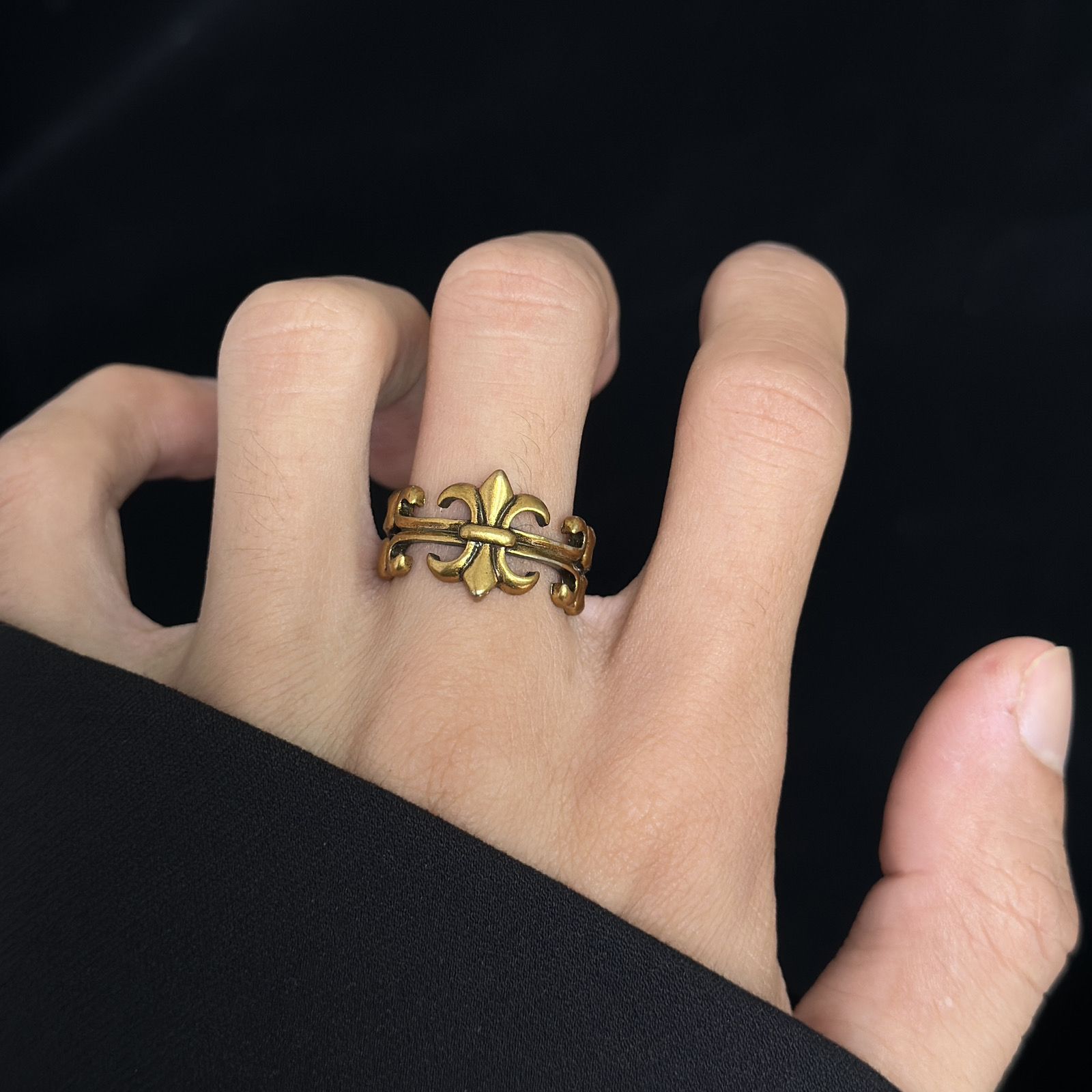 【今日注文なら、もう一つ無料サービス】【Chrome hearts】 クロムハーツ 男女兼用 ヴィンテージカップルリング（オープンデザイン）