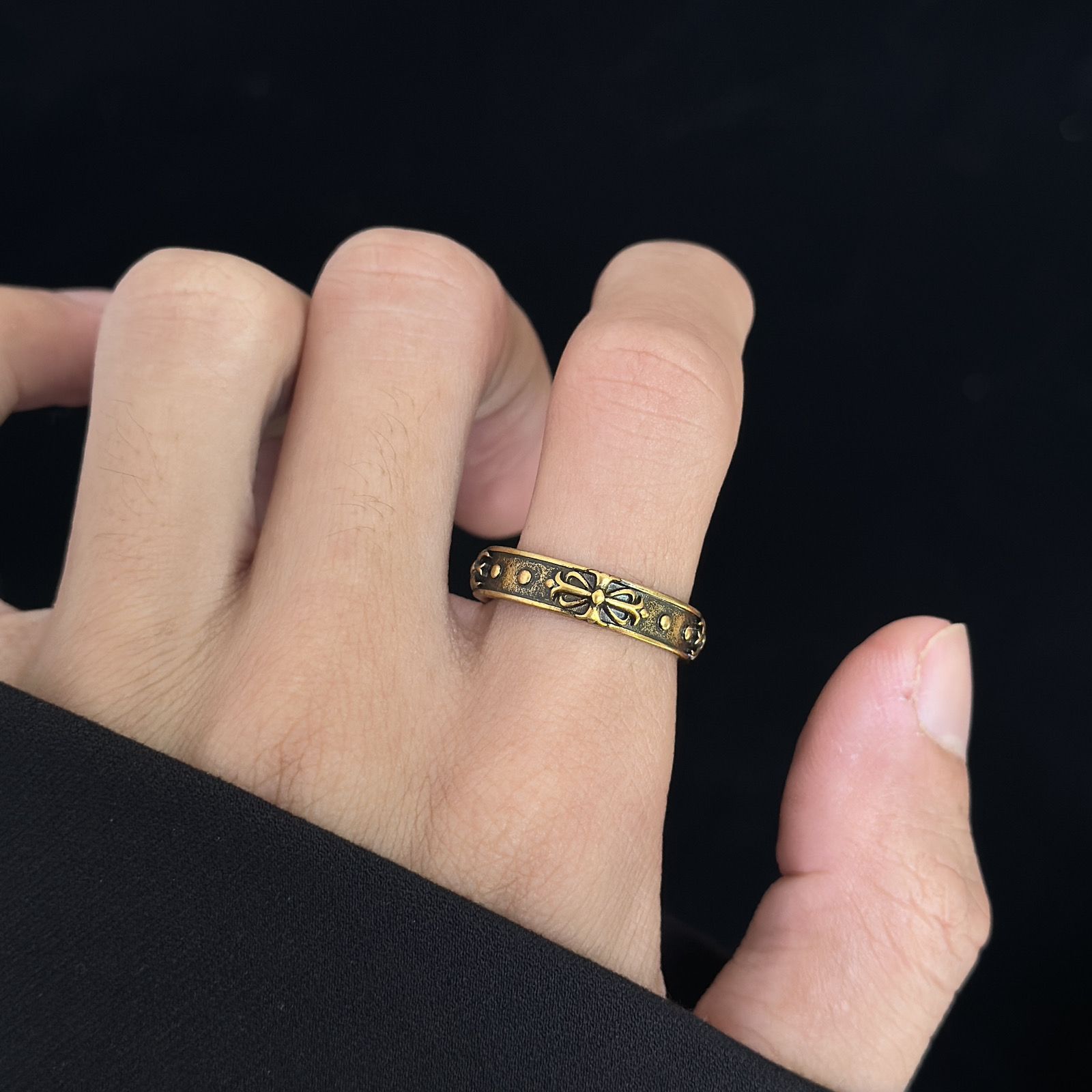 【今日注文なら、もう一つ無料サービス】【Chrome hearts】 クロムハーツ 男女兼用 ヴィンテージカップルリング（オープンデザイン）