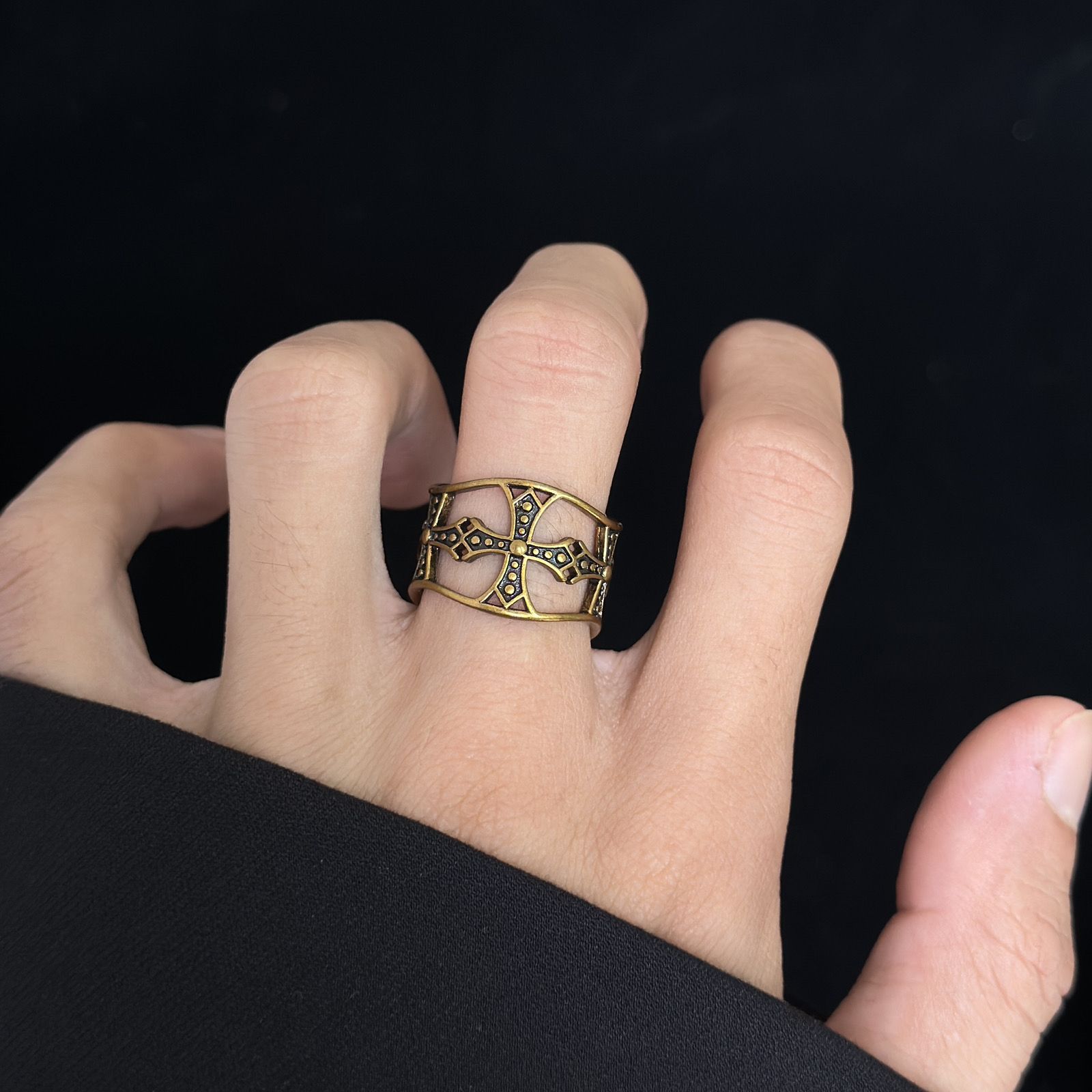 【今日注文なら、もう一つ無料サービス】【Chrome hearts】 クロムハーツ 男女兼用 ヴィンテージカップルリング（オープンデザイン）