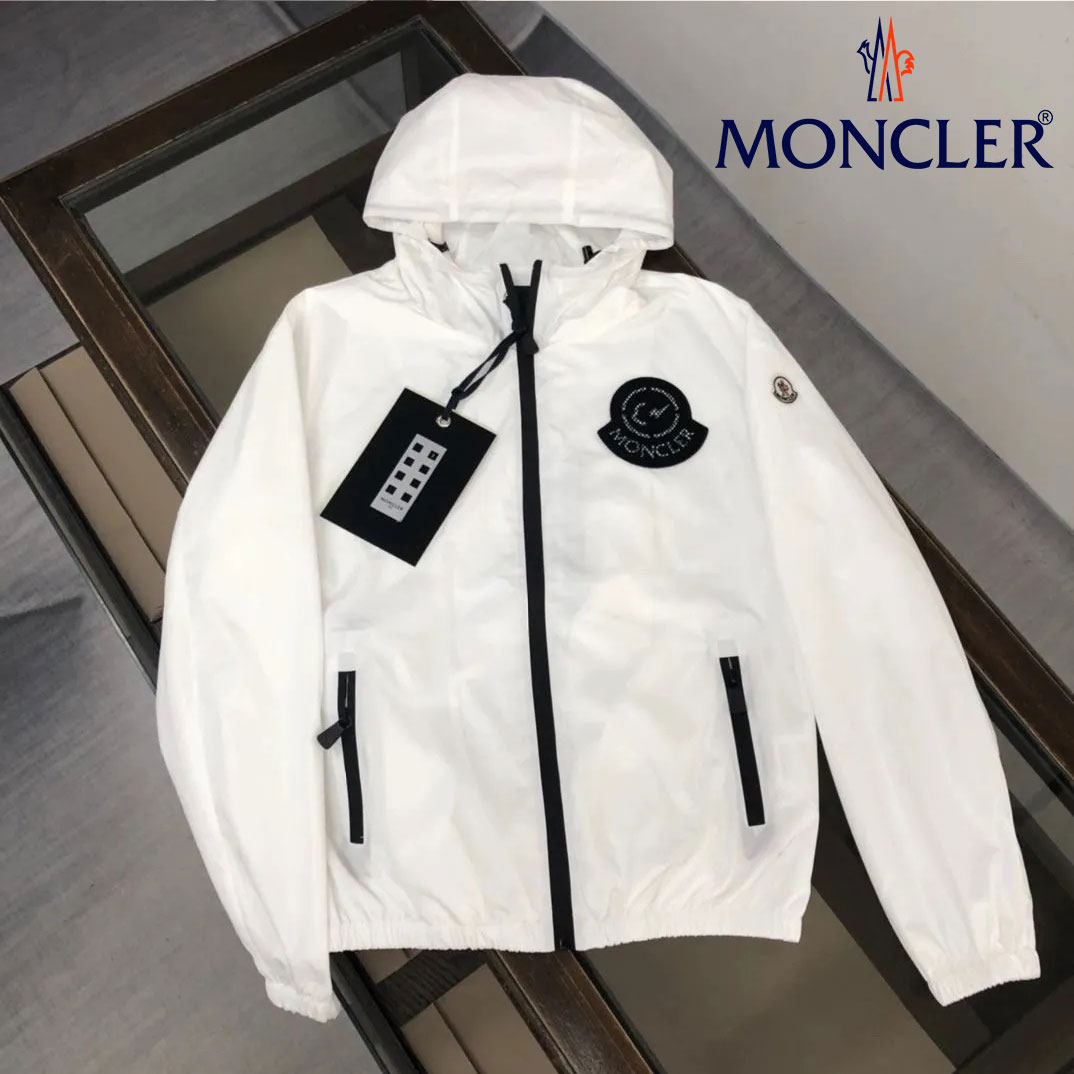 【Moncler】モンクレール 防風・日焼け防止ジャケット ソリッドカラージャケット