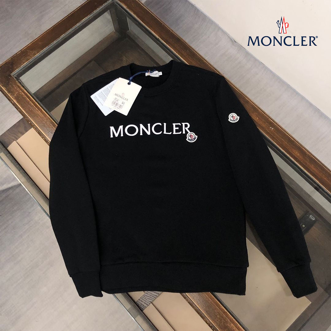 【今日注文なら、もう一つ無料サービス】【MONCLER】フード付きラウンドネックプリントプルオーバースウェットシャツ  男女兼用