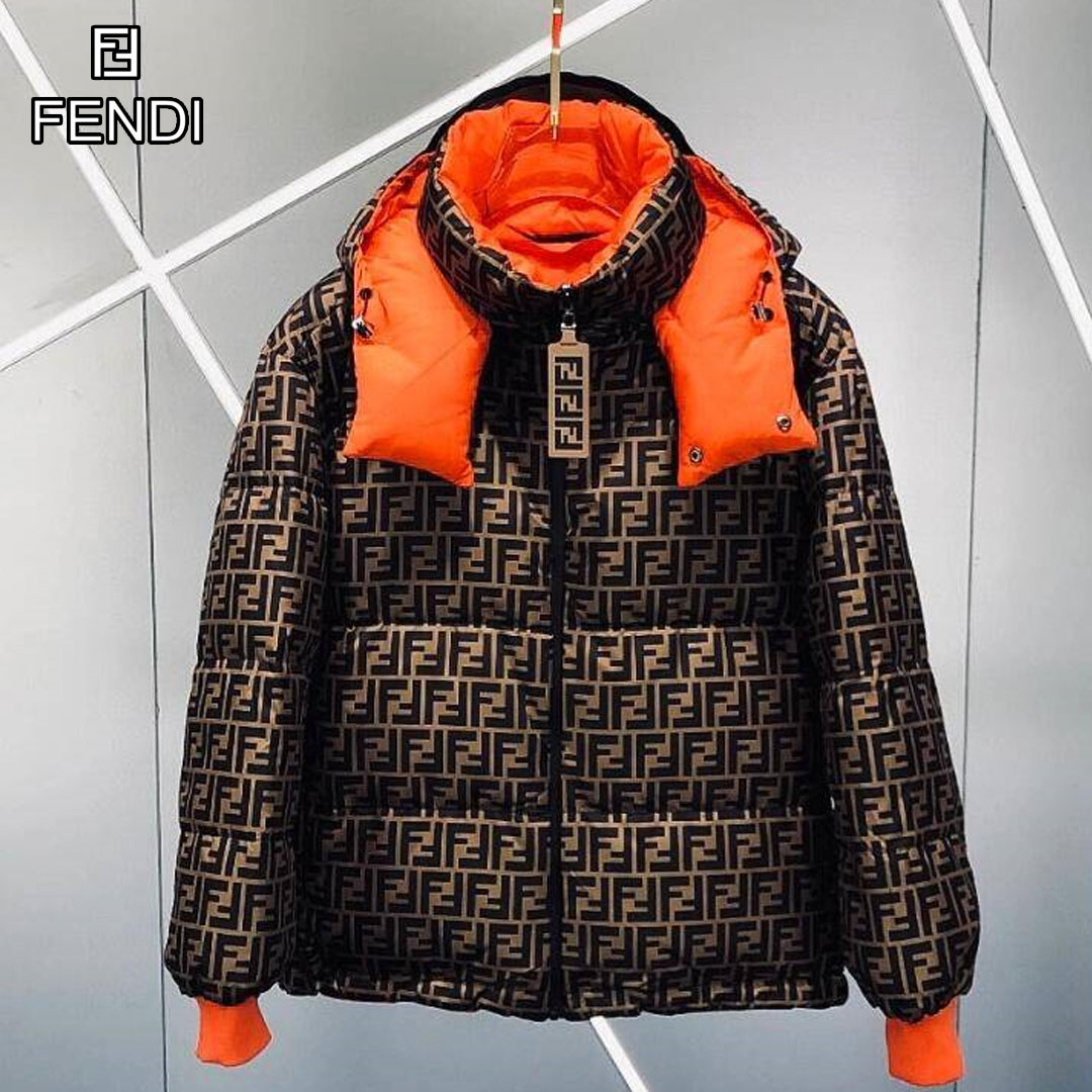 【FENDI】フェンディの新作両面ダウンジャケット、リバーシブルコットンジャケット 男女兼用