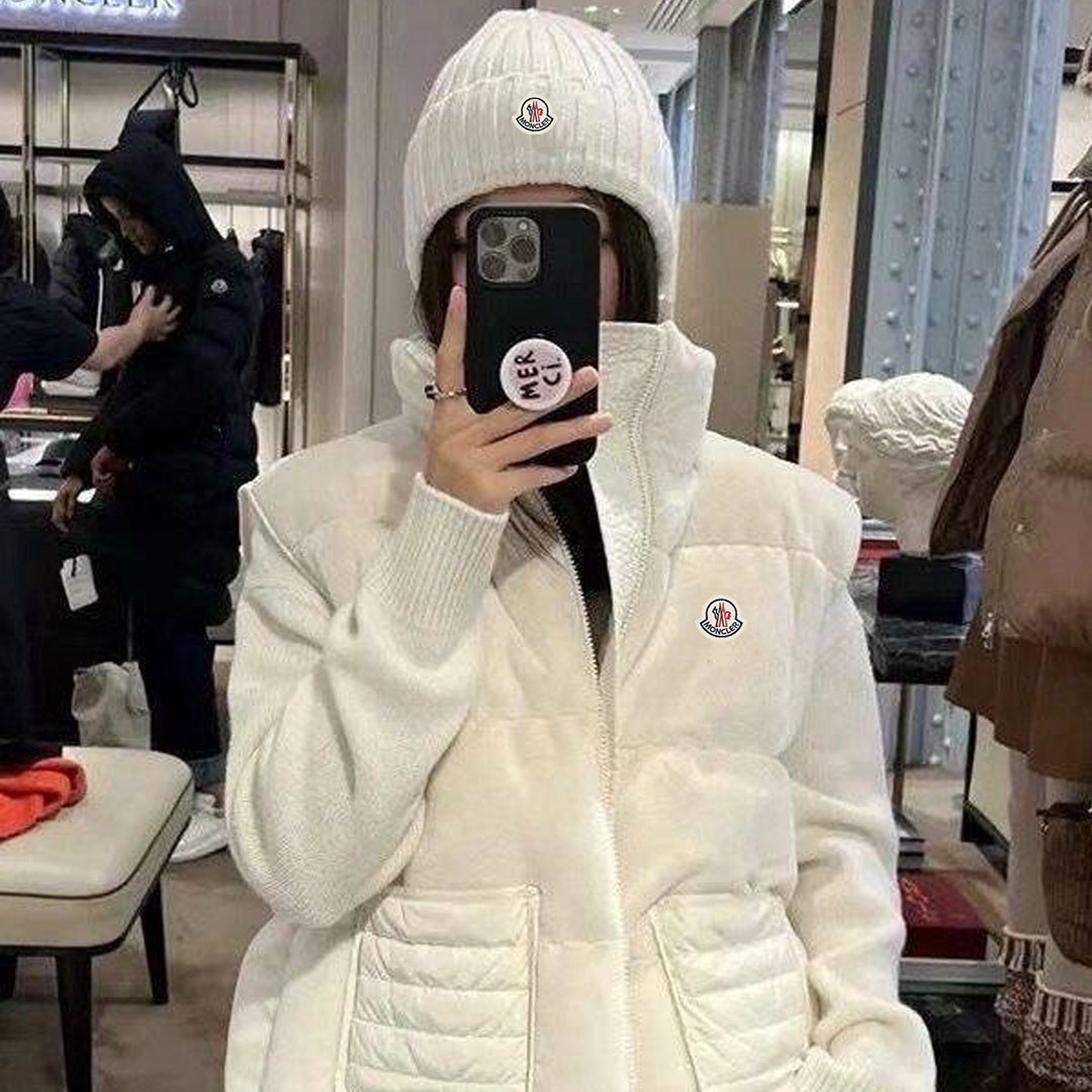 【MONCLER】【売れ筋 高品質】トレンド 可愛い ふわふわ 暖かい 快適 ダウンアウター