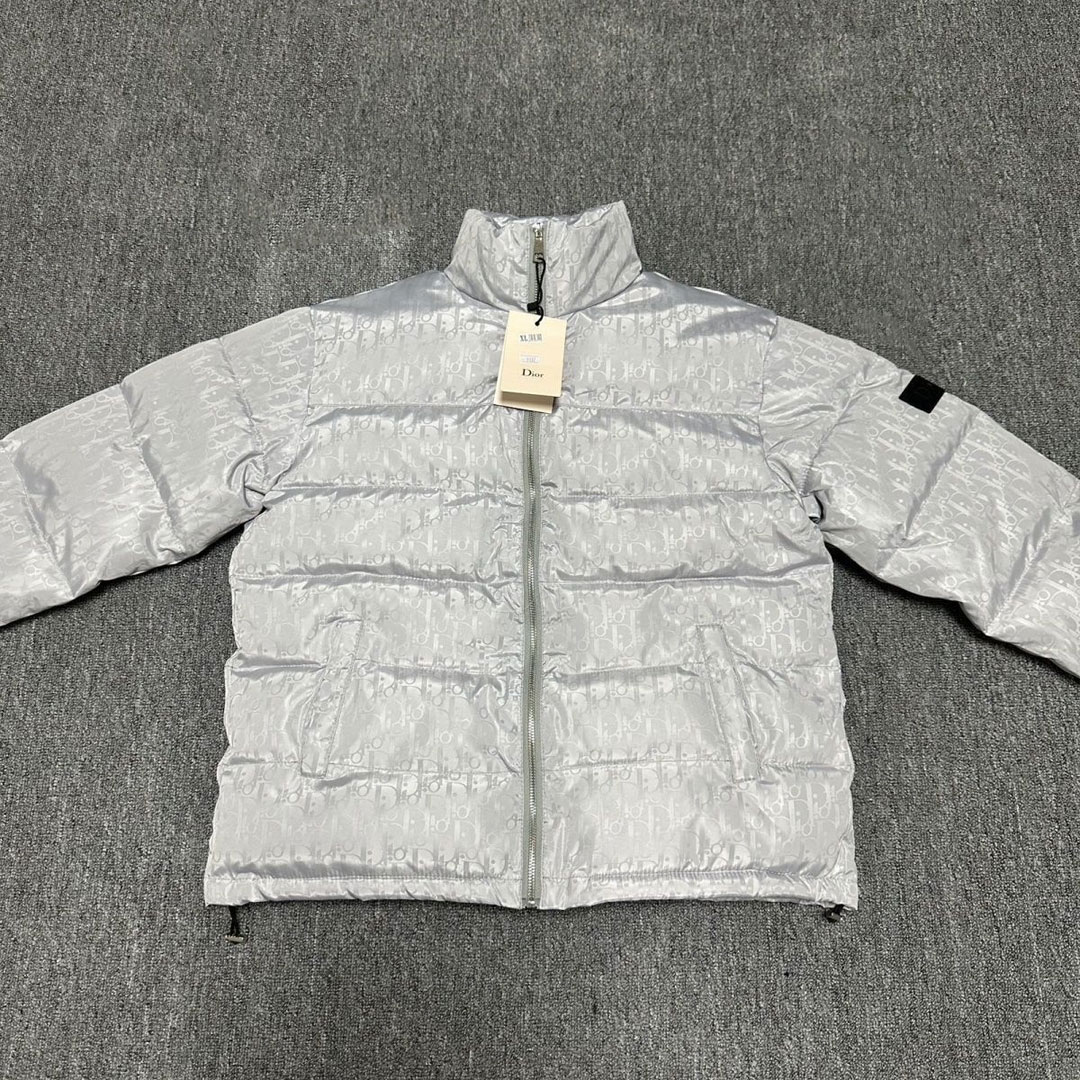【DIOR】ディオールの新作冬のダウンジャケット 男女兼用
