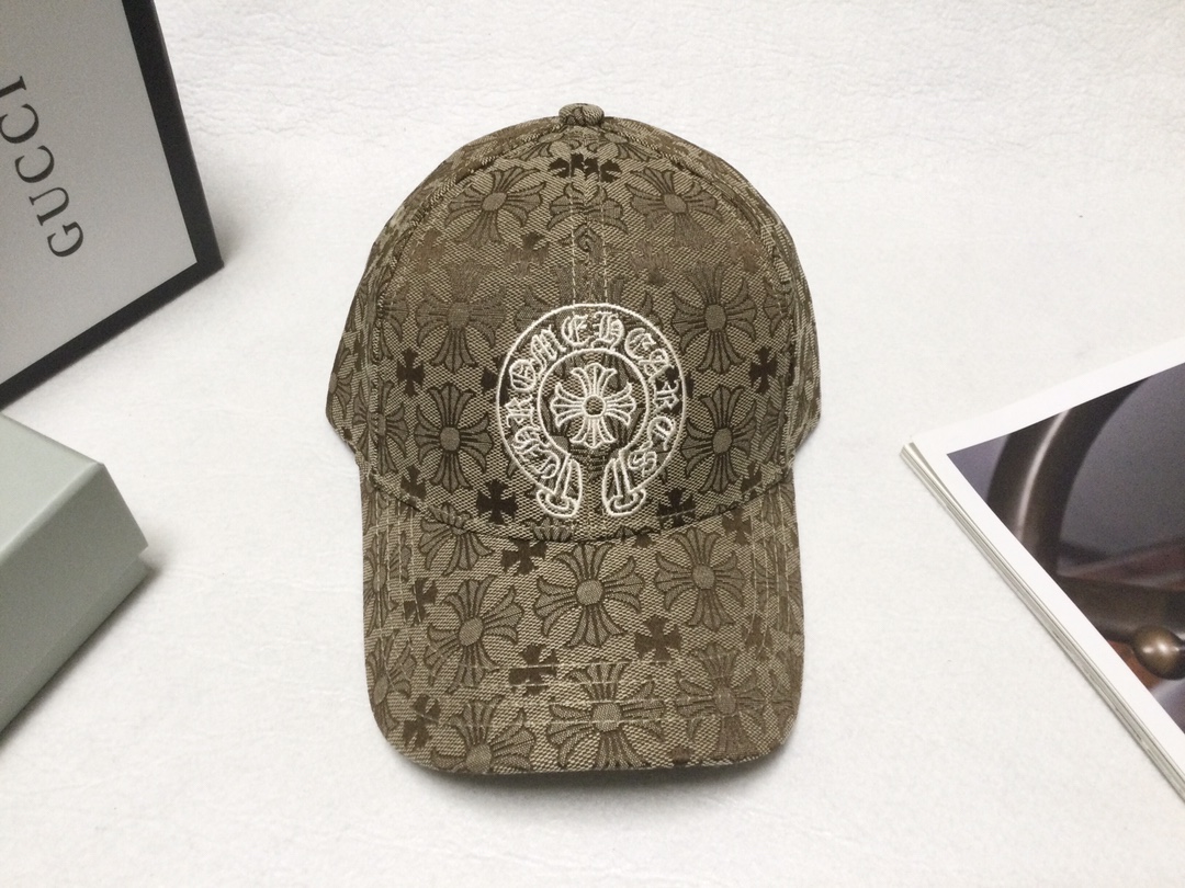 【Chrome Hearts】クロムハーツ刺繍入りハードトップキャップ