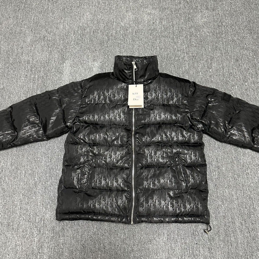 【DIOR】ディオールの新作冬のダウンジャケット 男女兼用