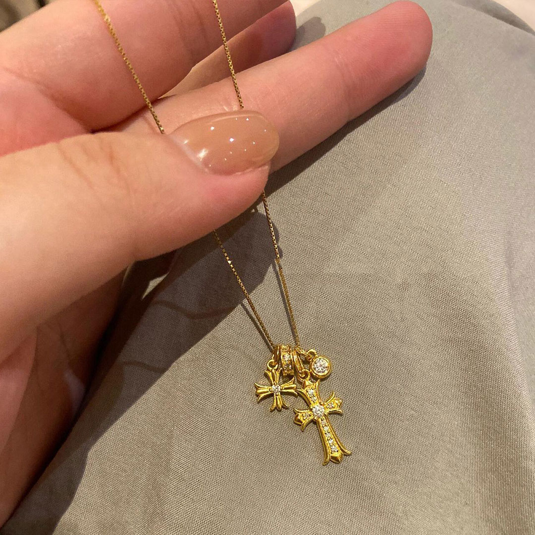 【Chrome Hearts】クロムハーツ  クロス ゴールド ペンダント ネックレス 男女兼用