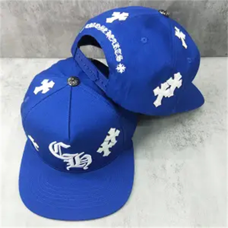 一つ購入ごとに一つ無料贈呈【Chrome Hearts】クロウハートベースボールキャップ 万能おしゃれなひさしキャップ 男女兼用 