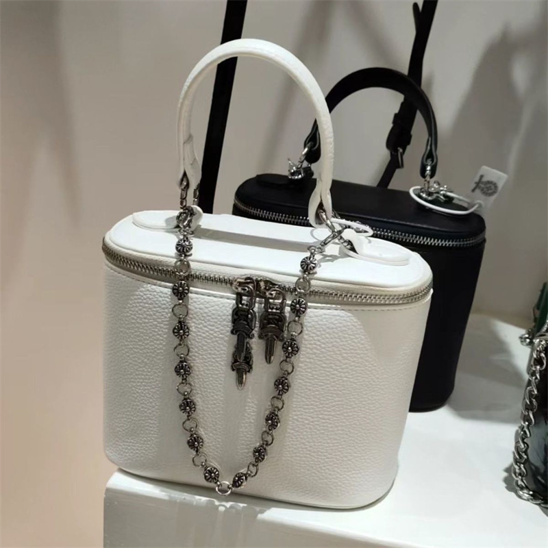 【Chrome Hearts】クロウハート ハンドバッグ コスメティックバッグ ショルダー クロスボディバッグ