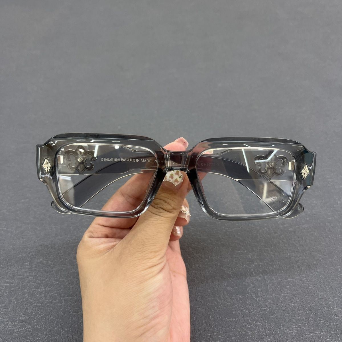 【chrome hearts】クロムハーツ 新しい反ブルーライトグラスサングラス 男女兼用