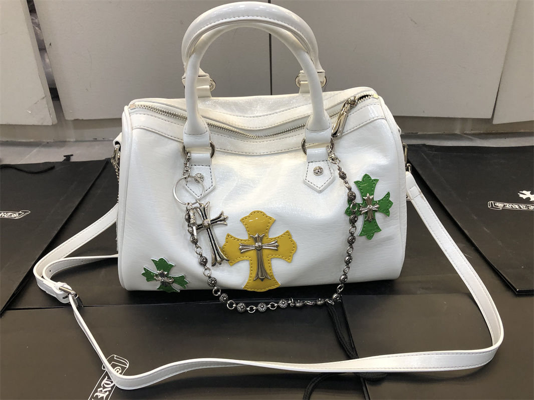 【Chrome Hearts】 クロムハーツ 新作クロスボディショルダーバッグ