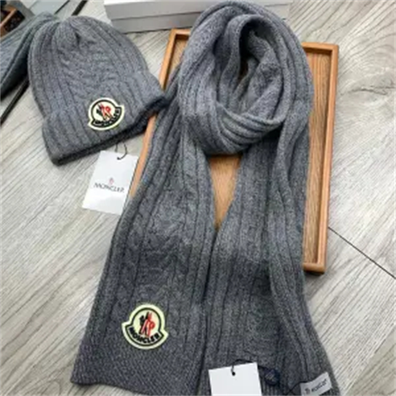 【今日注文なら、もう一つ無料サービス】【MONCLER】モンクレール クラシック スーツ ソリッドカラー 暖かい帽子 スカーフ