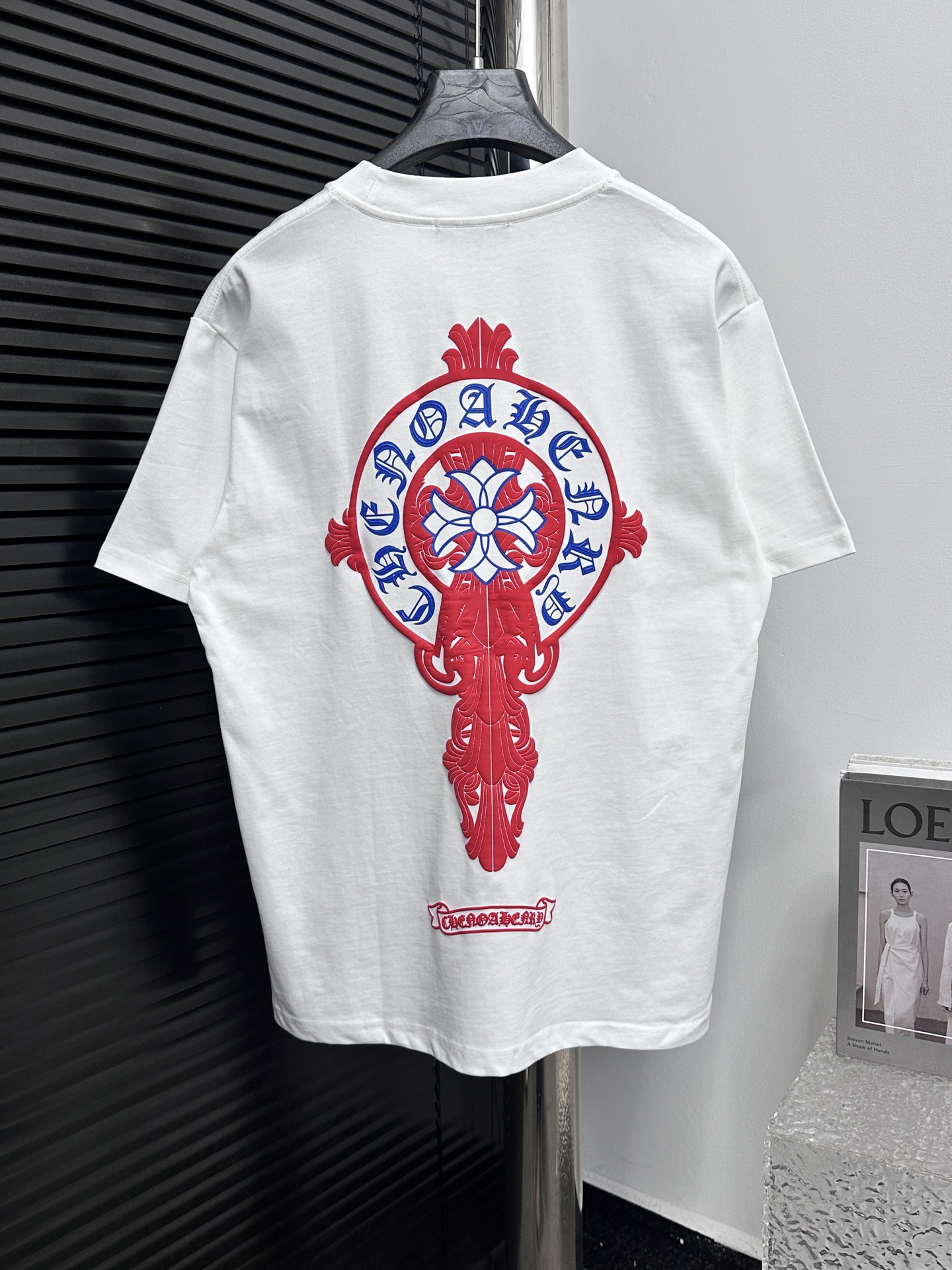 【Chrome Hearts】クロムハーツ 新作クロス半袖Tシャツ