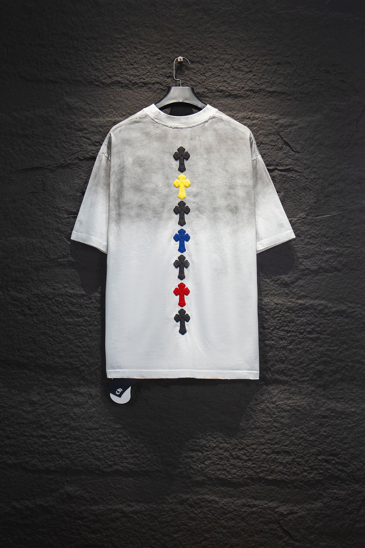 【Chrome Hearts】Chrome Hearts 2025 新作 ハンドペイント クロス ショートスリーブ
