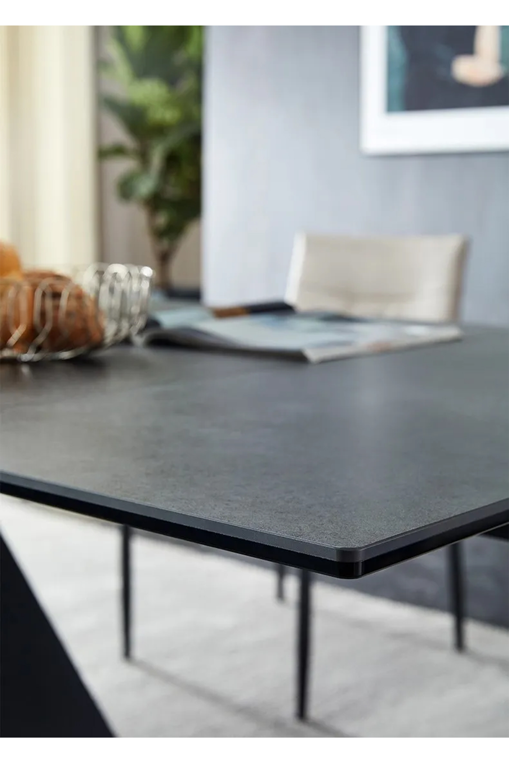 Alluvioni 1.4m Extendable Dining Table - Side to Extend