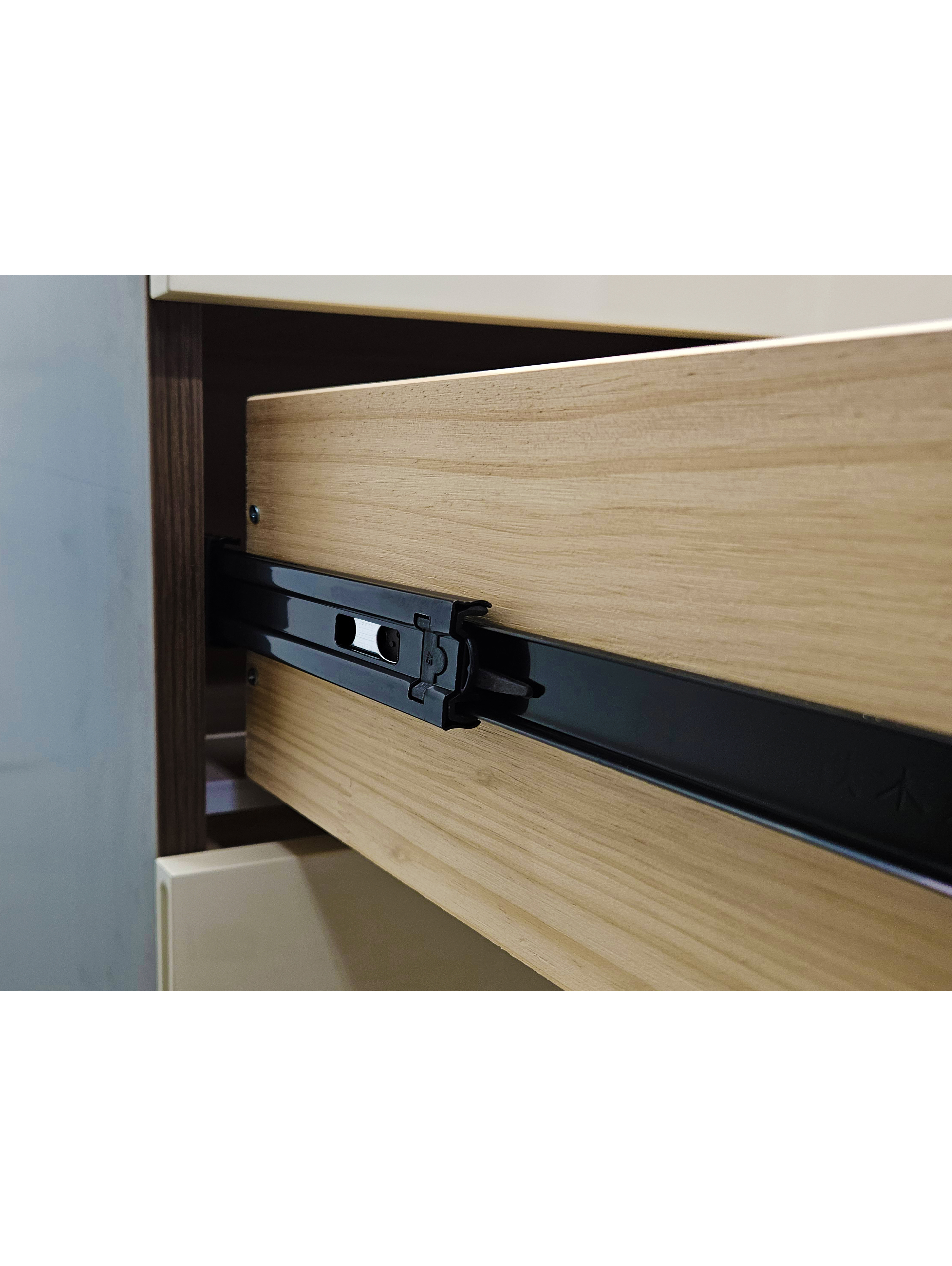 Mylo Chest Of Drawer