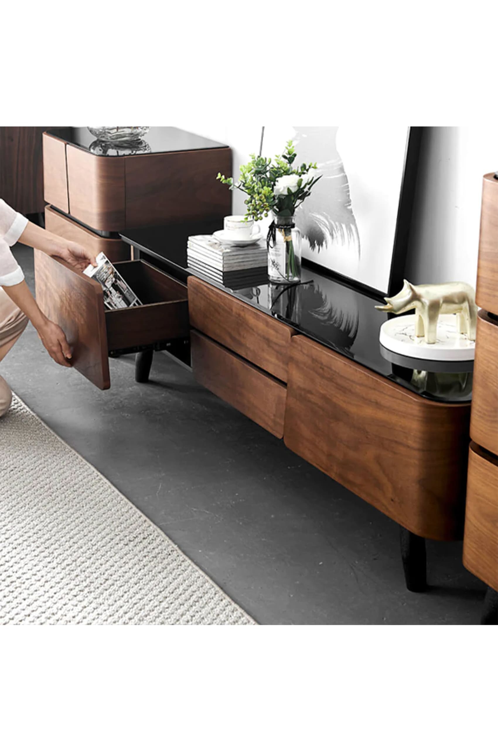 Onyx TV Console